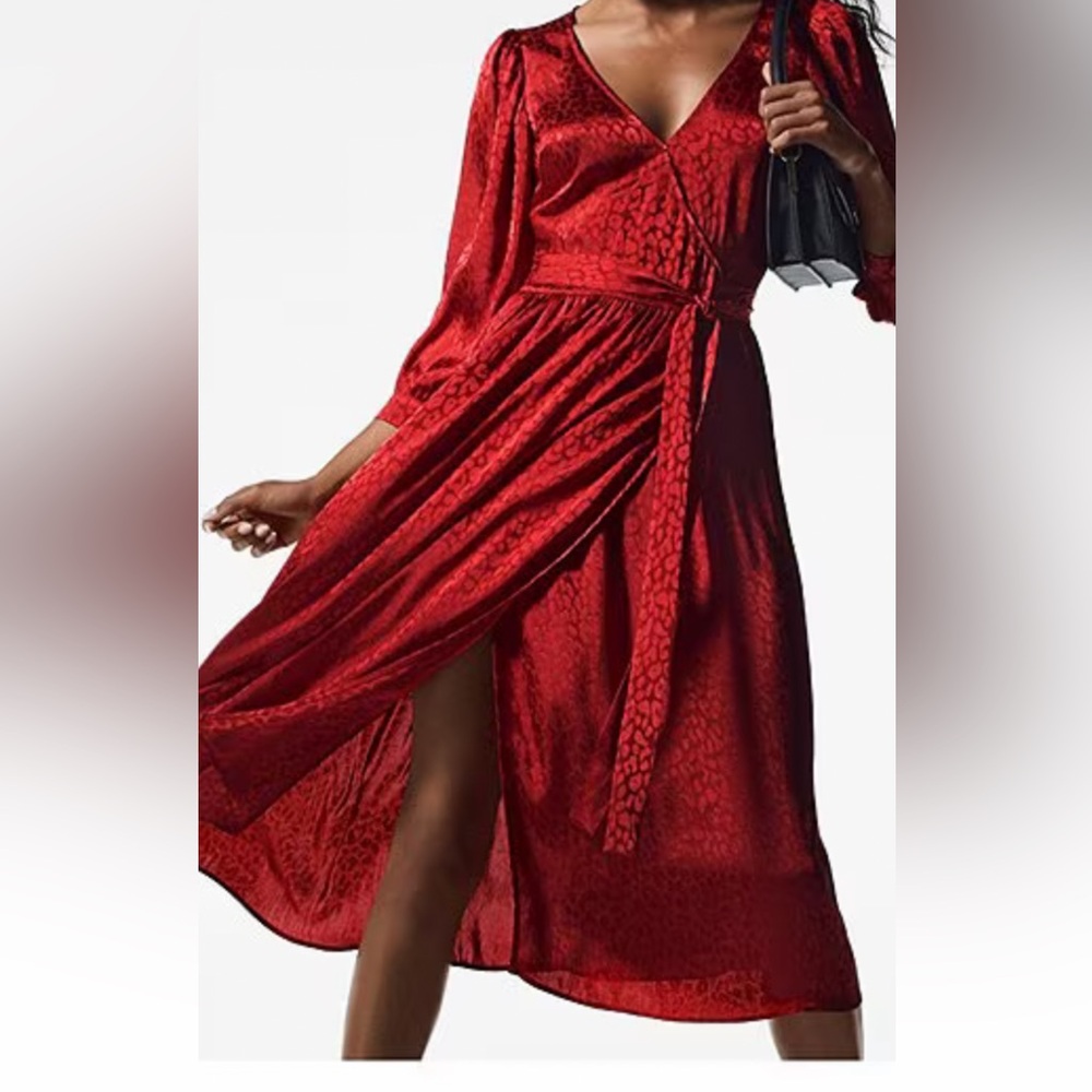 Michael Kors Subtle Cheetah Print 3/4 Sleeve Surplice V-Neck Wrapped Midi Dress